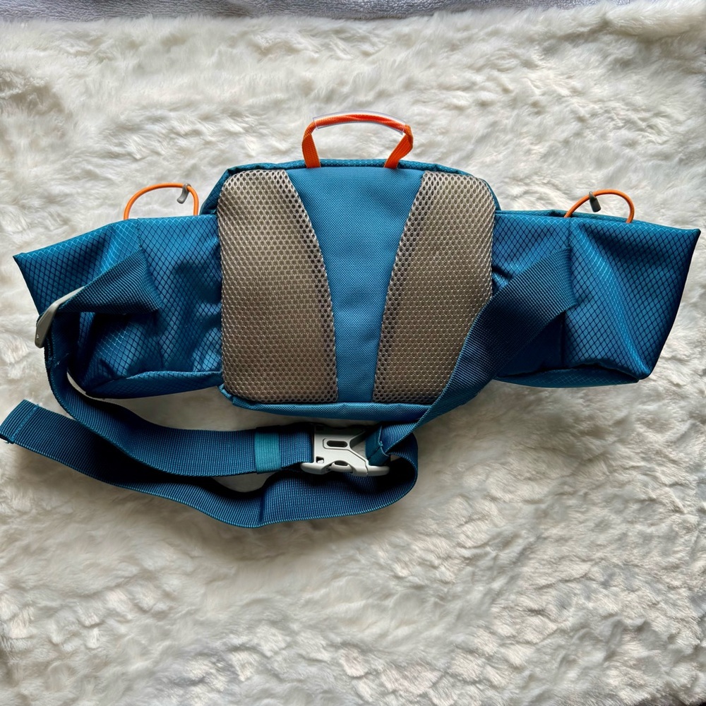 NWOT Glacier Peak Outdoor Waist Water Bottle And Pouch With Zipper Compartments - Picture 5 of 5